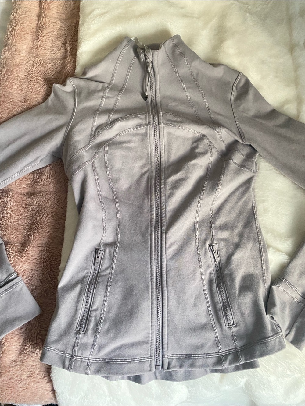 Lululemon luon define jacket size 6